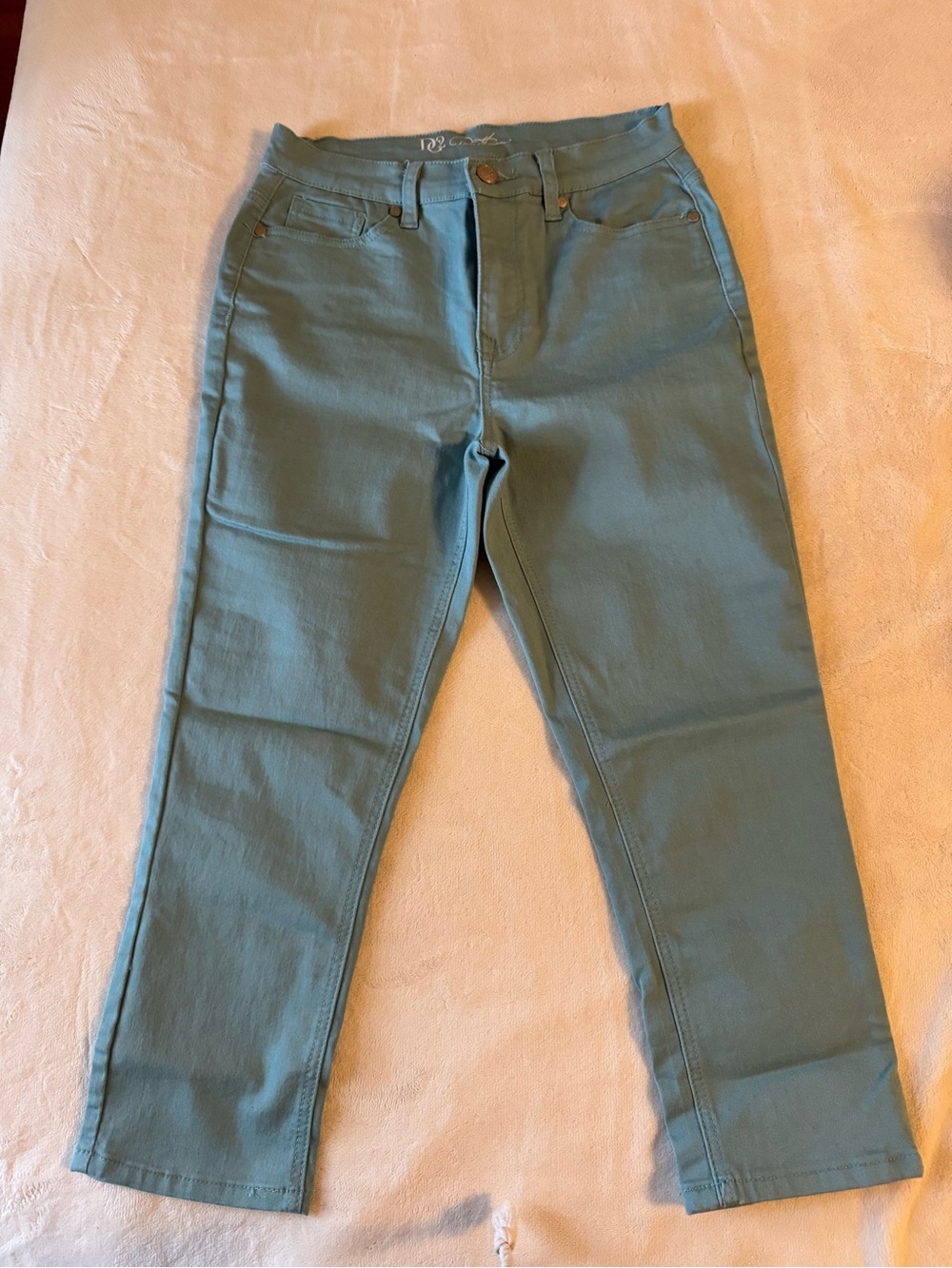 DG2 Stretchy Cropped/Ankle Leg Women’s Jeans in Teal